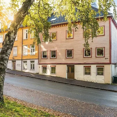 2-br Close To Centre